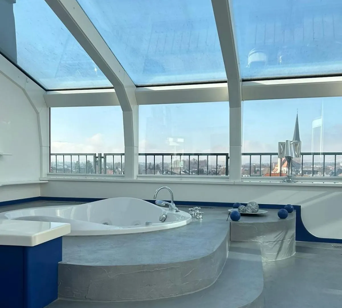 Apartment 250 M2 Penthouse Mit Dachterrasse & Sauna, Bei Salzburg Freilassing Germany